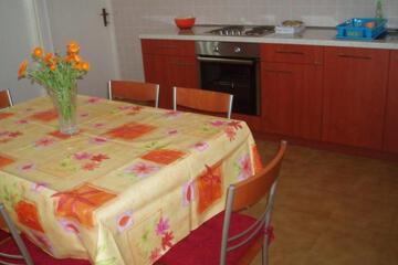 Photo 65