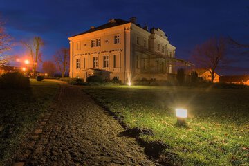Front of property - evening/night