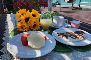 Breakfast meal