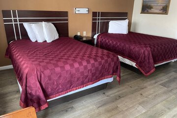 Room 8 of 14