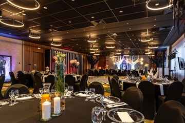 Indoor wedding