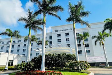 Crowne Plaza Ft. Myers Gulf Coast by IHG