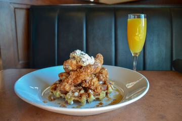 Breakfast/Coffee Service 30 of 39