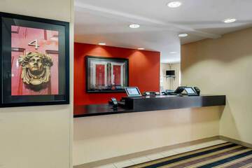 Hotel Interior 10 of 31