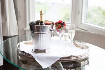 Room service - dining