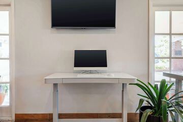 Business Center 42 of 42