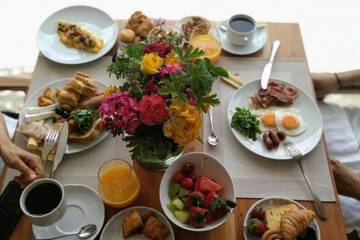 Breakfast meal