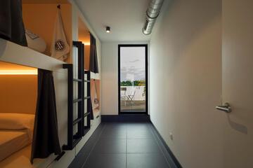 Photo 33