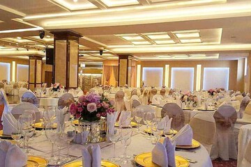 Indoor wedding
