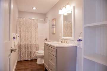 Bathroom sink