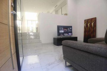 hotel_rooms