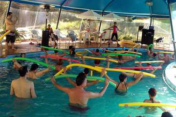 Exercise/lap pool