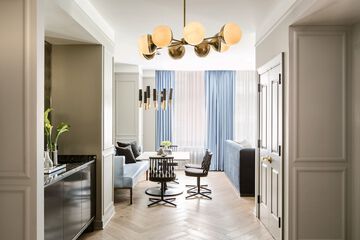 Hotel Interior 15 of 130