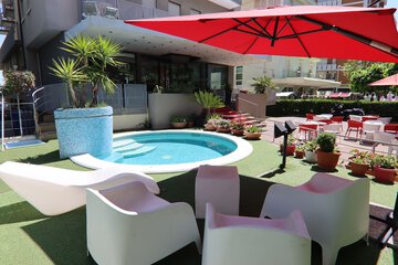 Sundeck