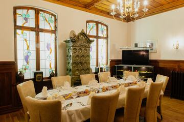 Reception hall