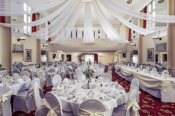 Indoor wedding