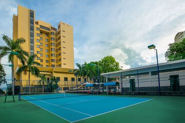 Tennis court