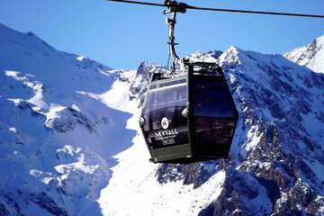 Ski hill