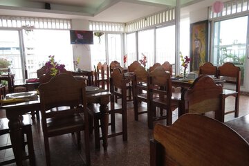 Food court