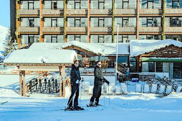 Skiing