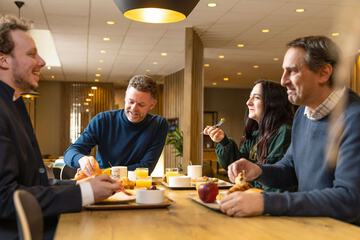 Breakfast area