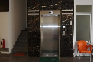 hotel_rooms