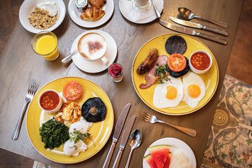 Breakfast meal