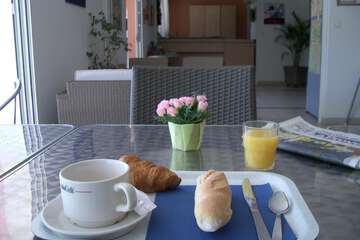 Breakfast meal