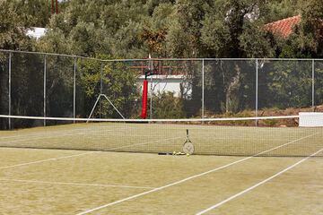 Tennis court