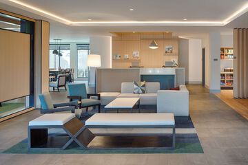 Hyatt House Columbus OSU / Short North