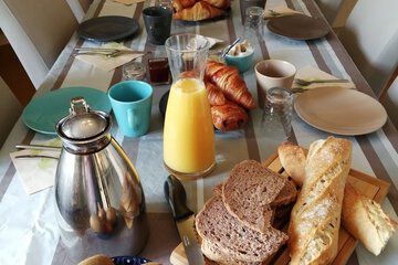 Breakfast meal