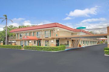 Days Inn by Wyndham Clearwater / Gulf to Bay