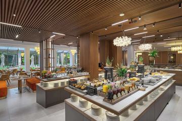 Breakfast buffet