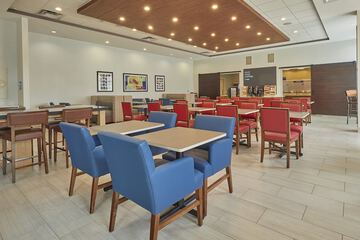 Breakfast/Coffee Service 41 of 51