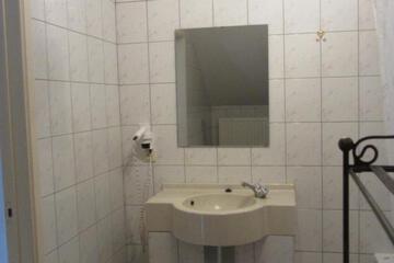 Photo 72
