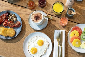 Breakfast meal