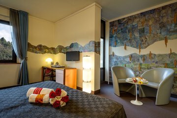 Room service - dining