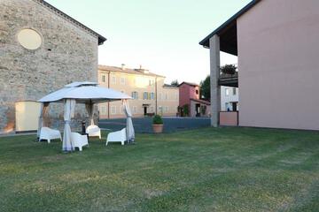Photo 51