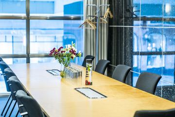 Meeting facility