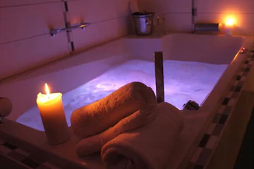 Jetted tub