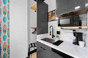 Private kitchenette