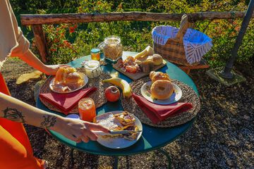 Breakfast meal