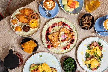 Breakfast meal