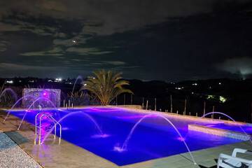 Pool waterfall