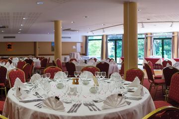 Reception hall