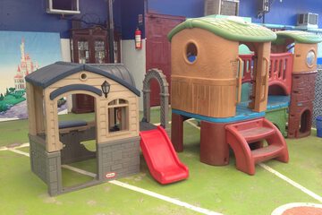 Children's play area - indoor