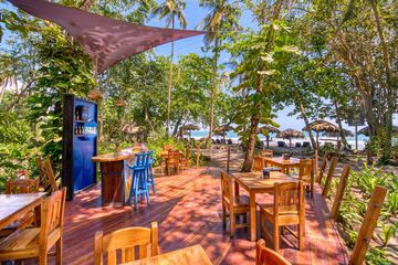 Beach bar