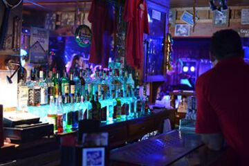 Hotel Bar