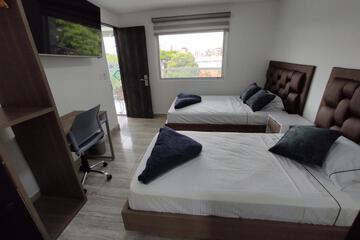 Photo 42