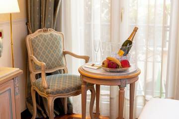 Room service - dining